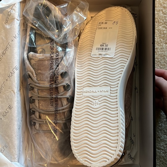 Kendall and Kylie platform velvet sneakers. Never worn with box. - Picture 3 of 4